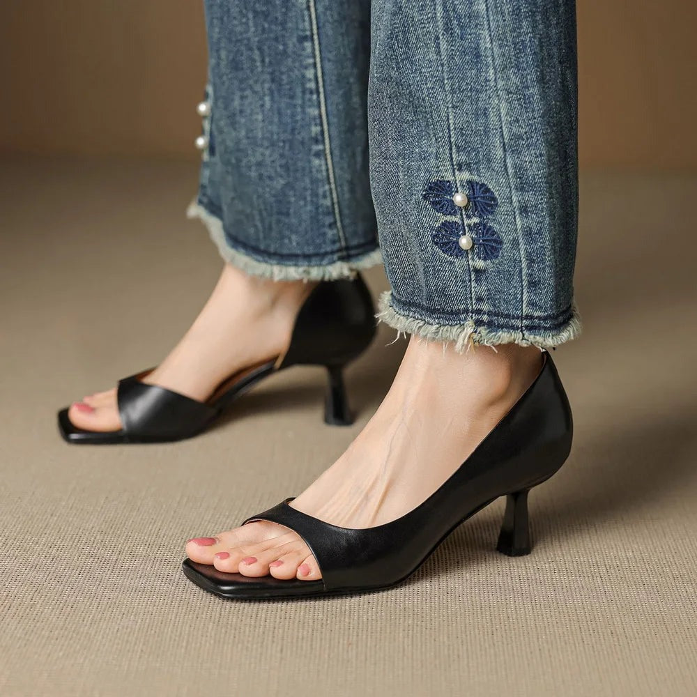 SANDALES EN CUIR VALENTI