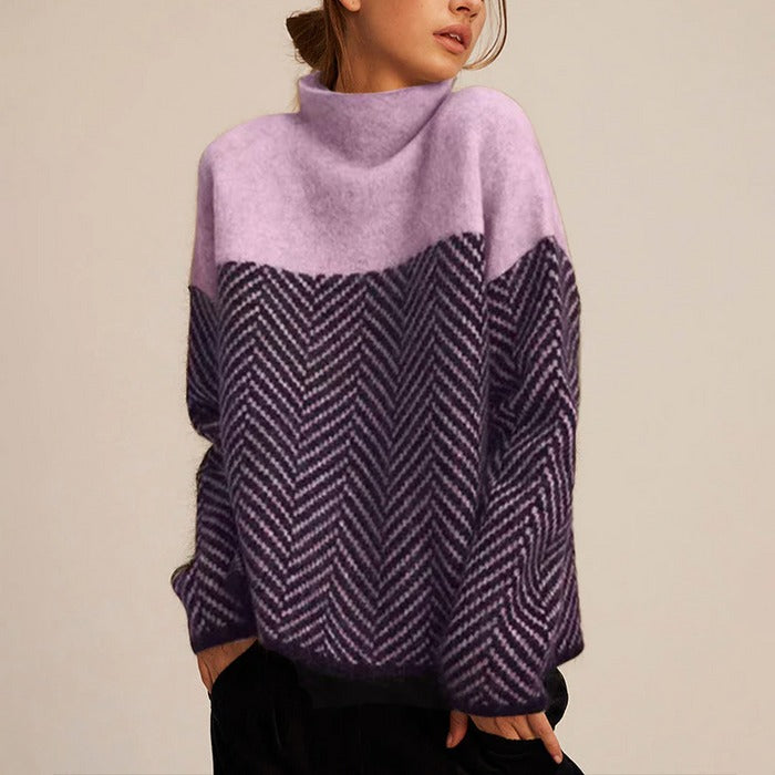 PULL CHIC À COL MONTANT AVEC MOTIF CHEVRON